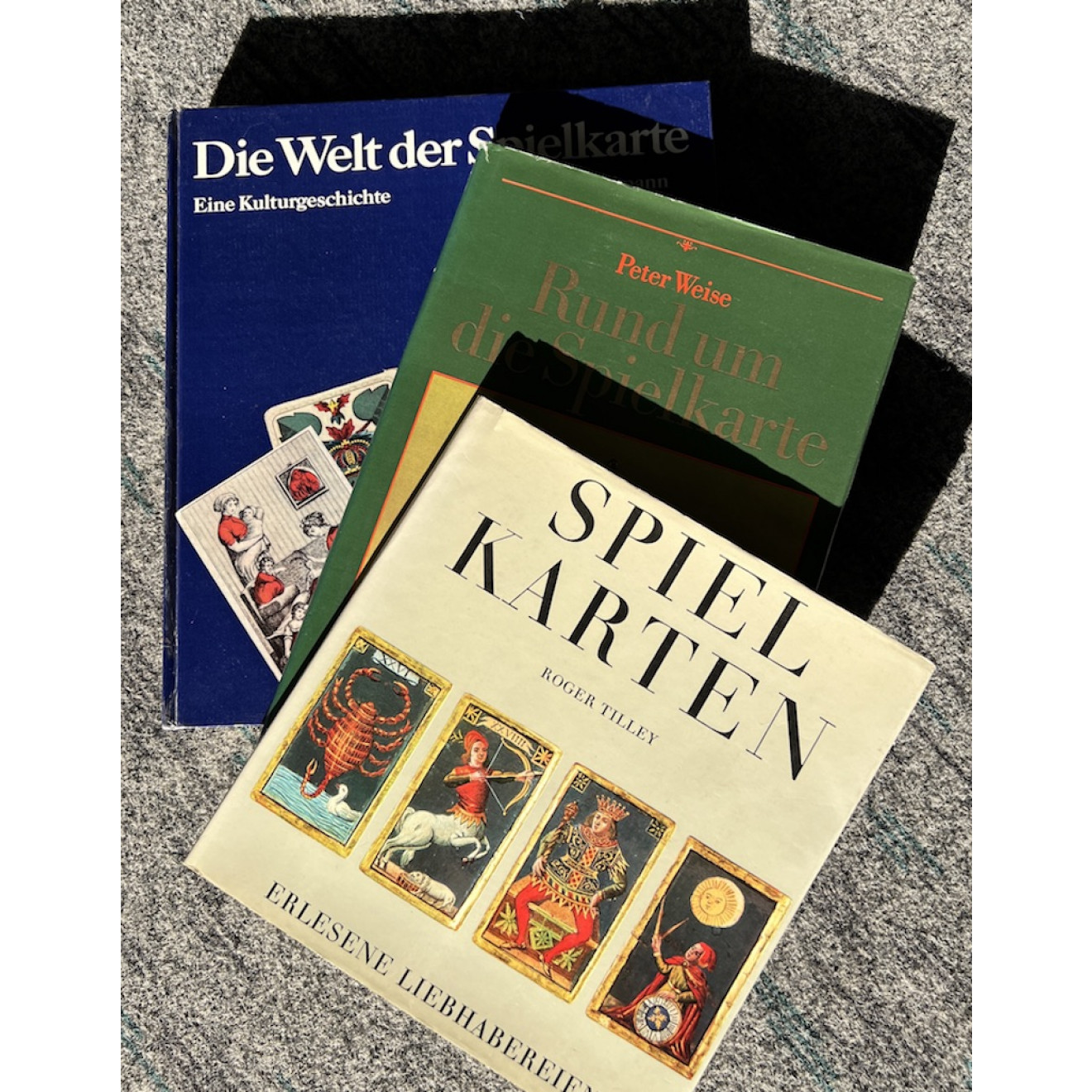 Set of Three: Spielkarten / gebunden